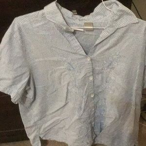 Button up short sleeve shirt